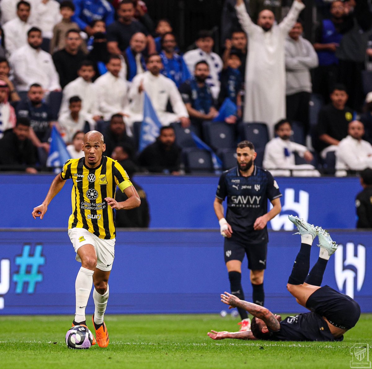 في الإتحاد : 

شارة القائد تليق بأمثالك يافابي 💛🖤
