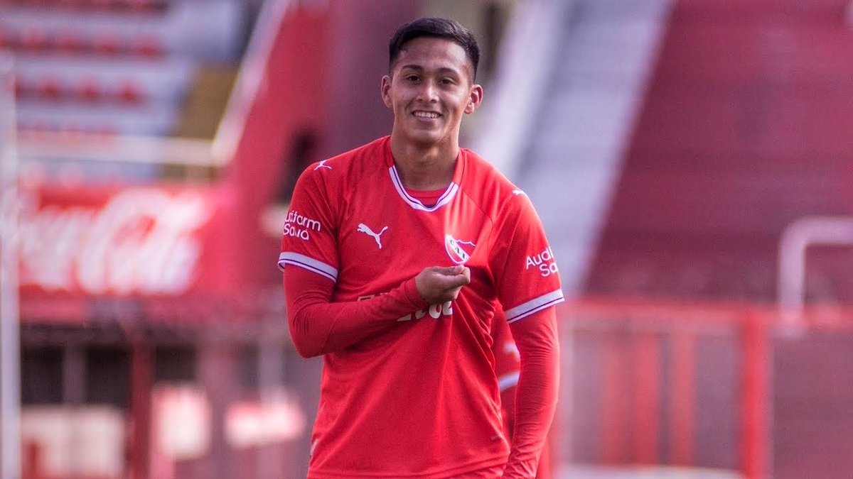 flacocasacaades's tweet image. Entró y cambió el partido. Lástima que con el Independiente equivocado gracias a los dirigentes odiadores de Domínico que tenemos