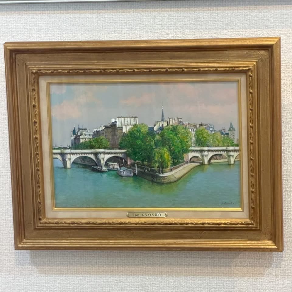 🇫🇷フランス・パリ セーヌ川に浮かぶ「シテ島」。 ノートルダム大聖堂