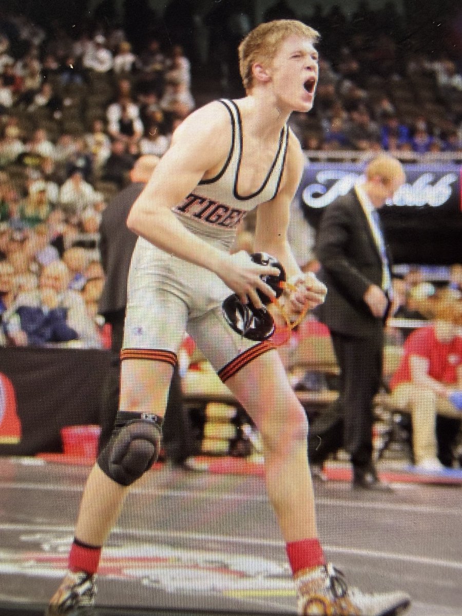 North Bend Eagle tweet media