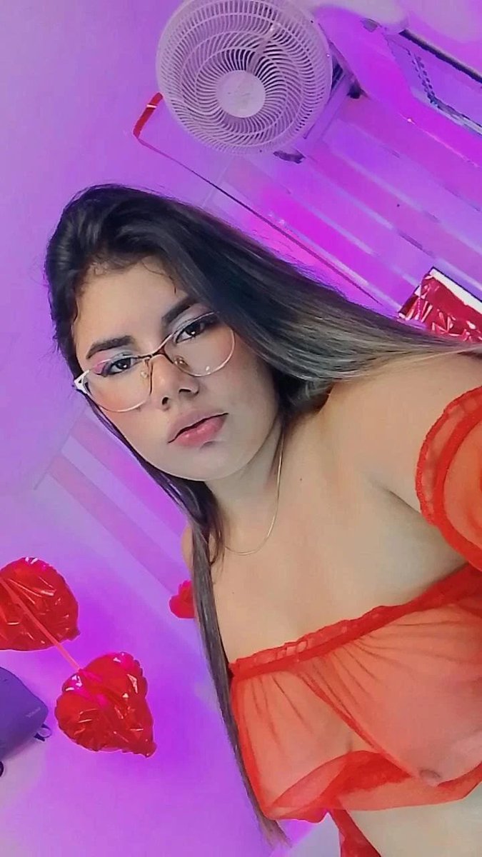HoneyBoo___'s tweet photo. I don’t whisper… I make you feel it 🔥😏
https://t.co/6GqfvWtfUo Online NOW https://t.co/R7Y6LrAGfR