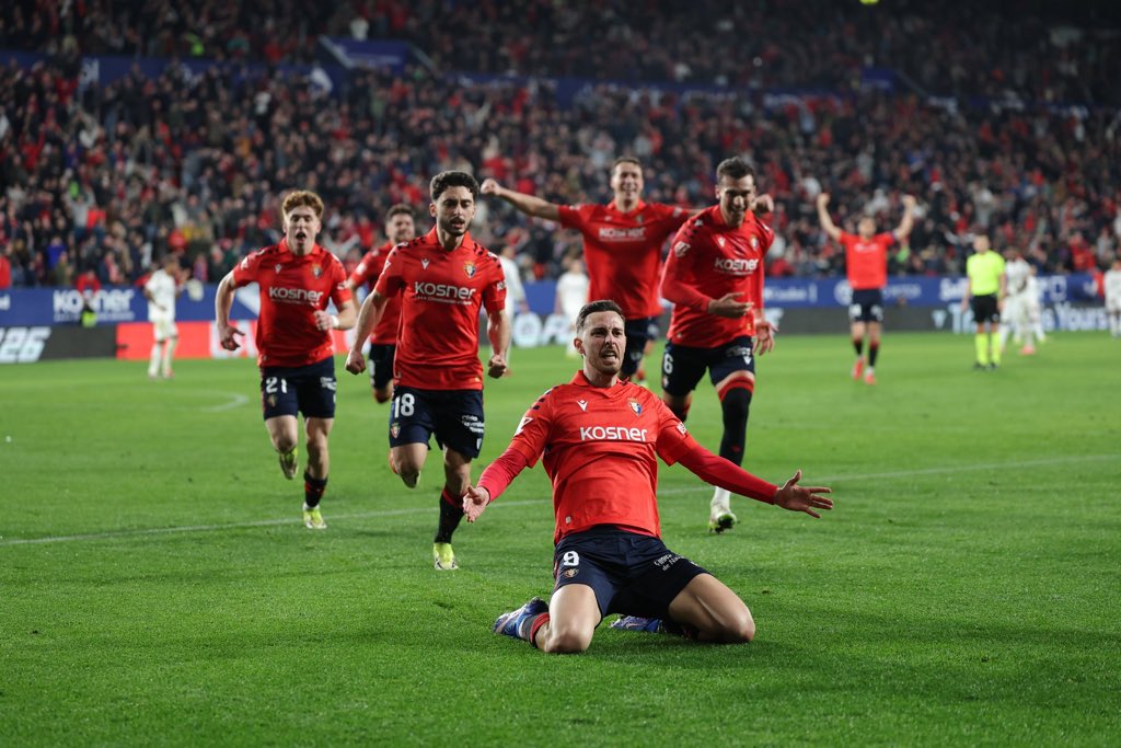 Raúl García de Gol:

🗣️ “Es una sensación muy difícil de explicar. Desde niño sueñas con noches así, de poder ganarle al Real Madrid y con gol tuyo. Por suerte, hemos podido conseguir hoy tres puntos que son importantísimos”.