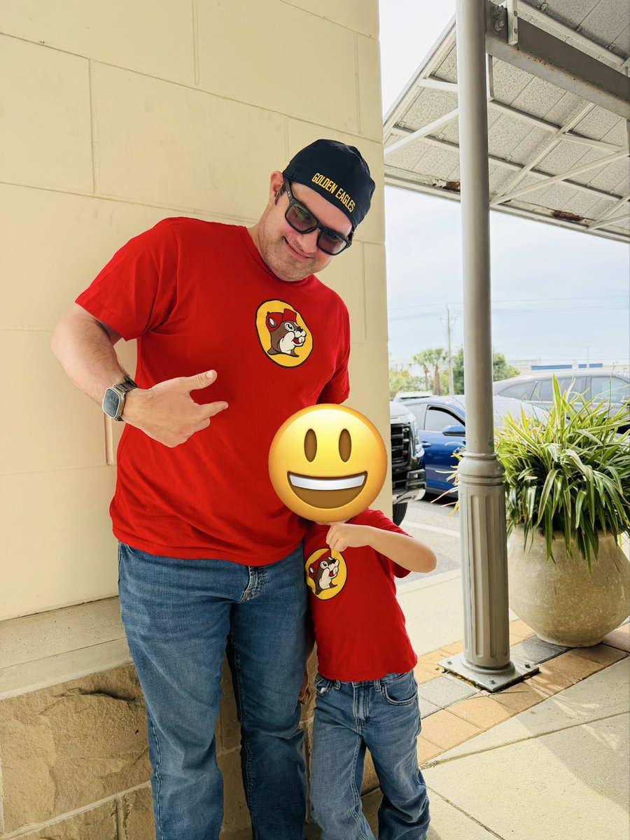 One.Dad.to.Read.Them.All tweet media