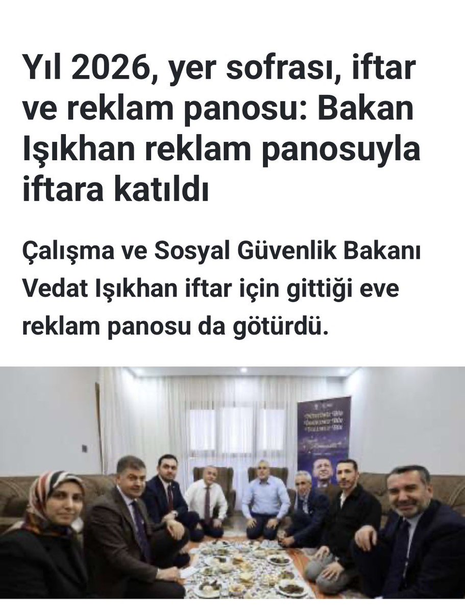 Bu nasıl riyâkarlık!!!

Vatandaşların sofrasından ekmeğini çalanlar şimdi Ramazan Ayı geldi diye vatandaşlarımızın sofralarına hiç utanma duymadan oturabiliyorlar!!!

Faiz Lobilerine 2026 yılında 65 Milyar $ aktaracaksınız öbür tarafta 4.9 milyon asgari emekli maaşı alan