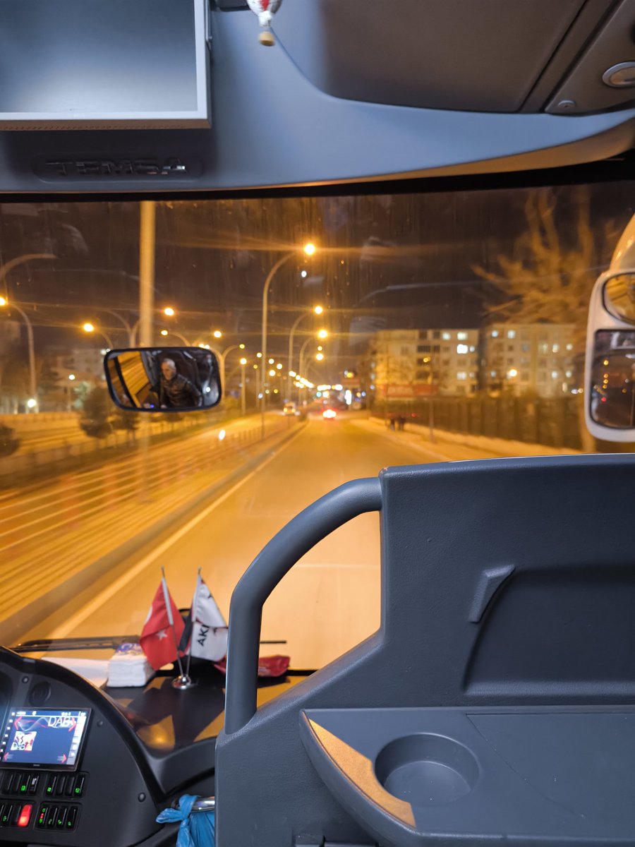 Elveda Batman...

4 günlük birlikteliğimizin sonuna geldik ve Rabbimize hamd ederek davamızın merkezine Adana'ya dönüyoruz.

Sana gelirken içimizde yanan mücadele aşkı ile gelmiştik ve kardeşlerimizi yalnız bırakmayacağımıza söz vermiştik. Öyle de yaptık. 
Çarşamba günü gelir