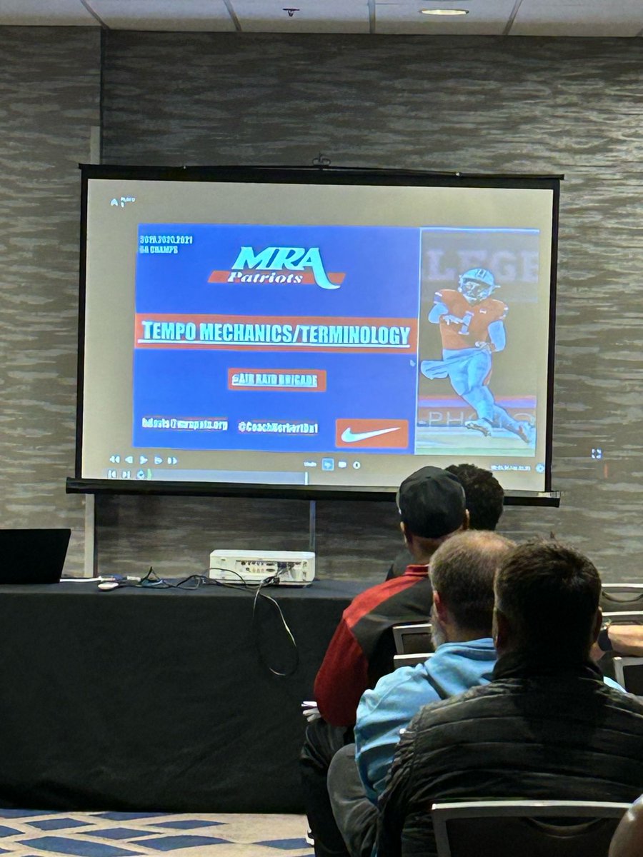 MVFootballBears's tweet photo. A great weekend of learning and fellowship for our coaching staff! #NEWVIEW26 https://t.co/uBz6oqBfyR