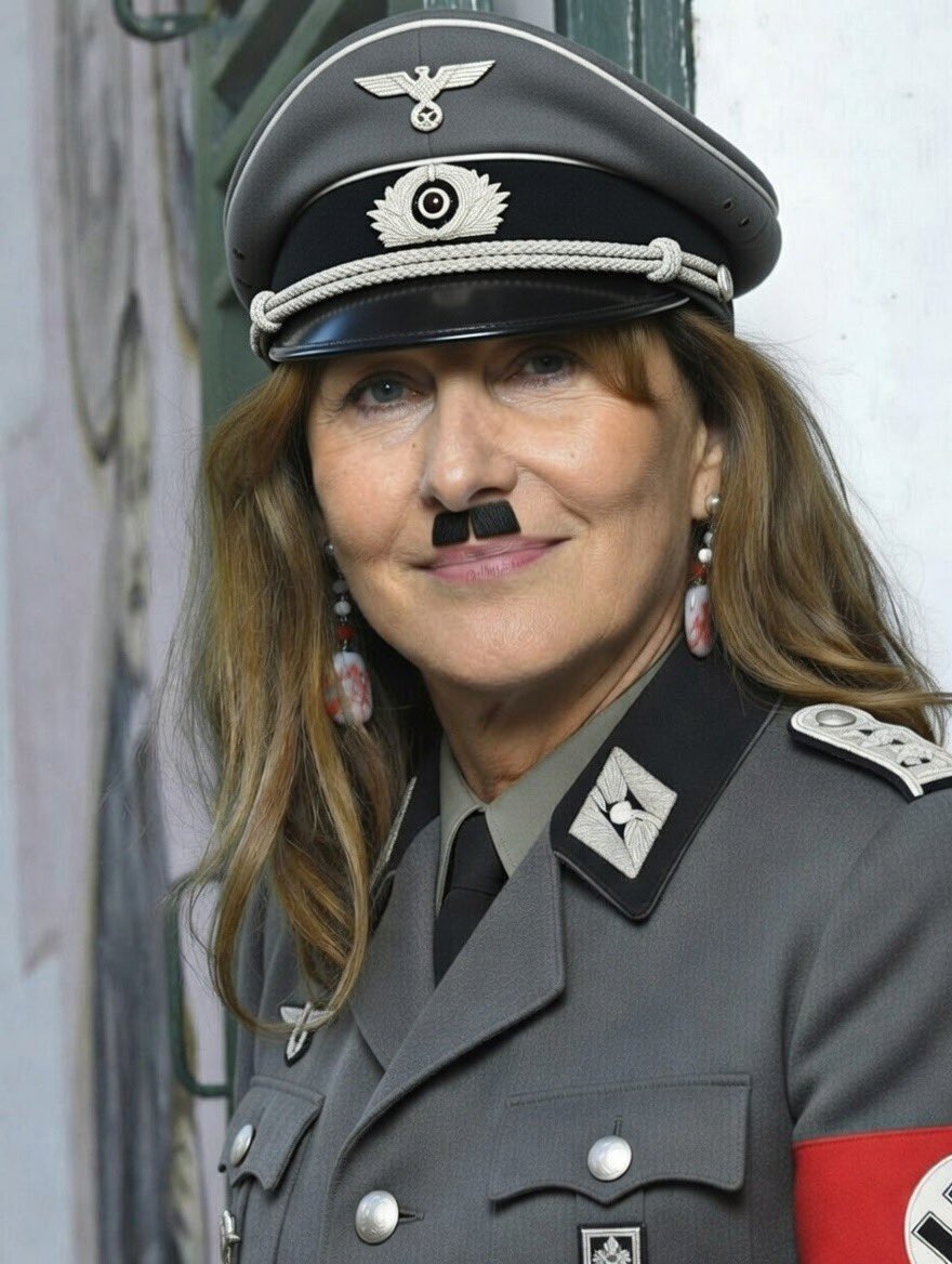 platinium230's tweet photo. Tout d’axe qu’il ya de pire dans le socialisme c’est elle qui l’incarne ! https://t.co/jaxCOpcGQK
