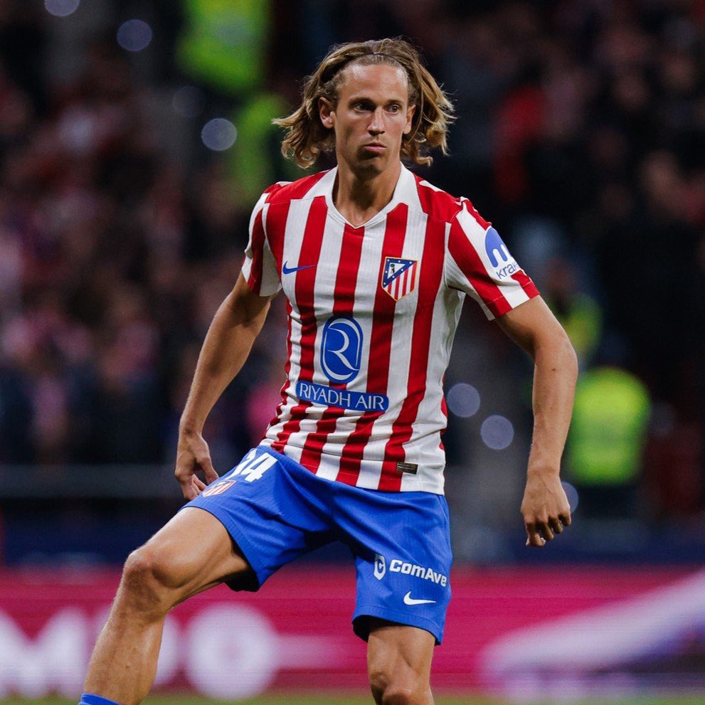 🤔 ¿Hace falta citar a la gente para el martes?

🗣️ Marcos Llorente: “No. Aquí no hace falta. Aquí van todos a muerte siempre”.