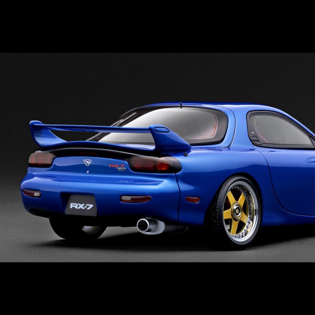 既に4カラーをリリースしています1/18スケール「RX-7 Mazda Speed A