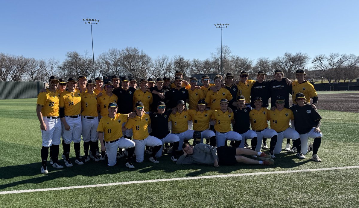 Cloud Baseball tweet media