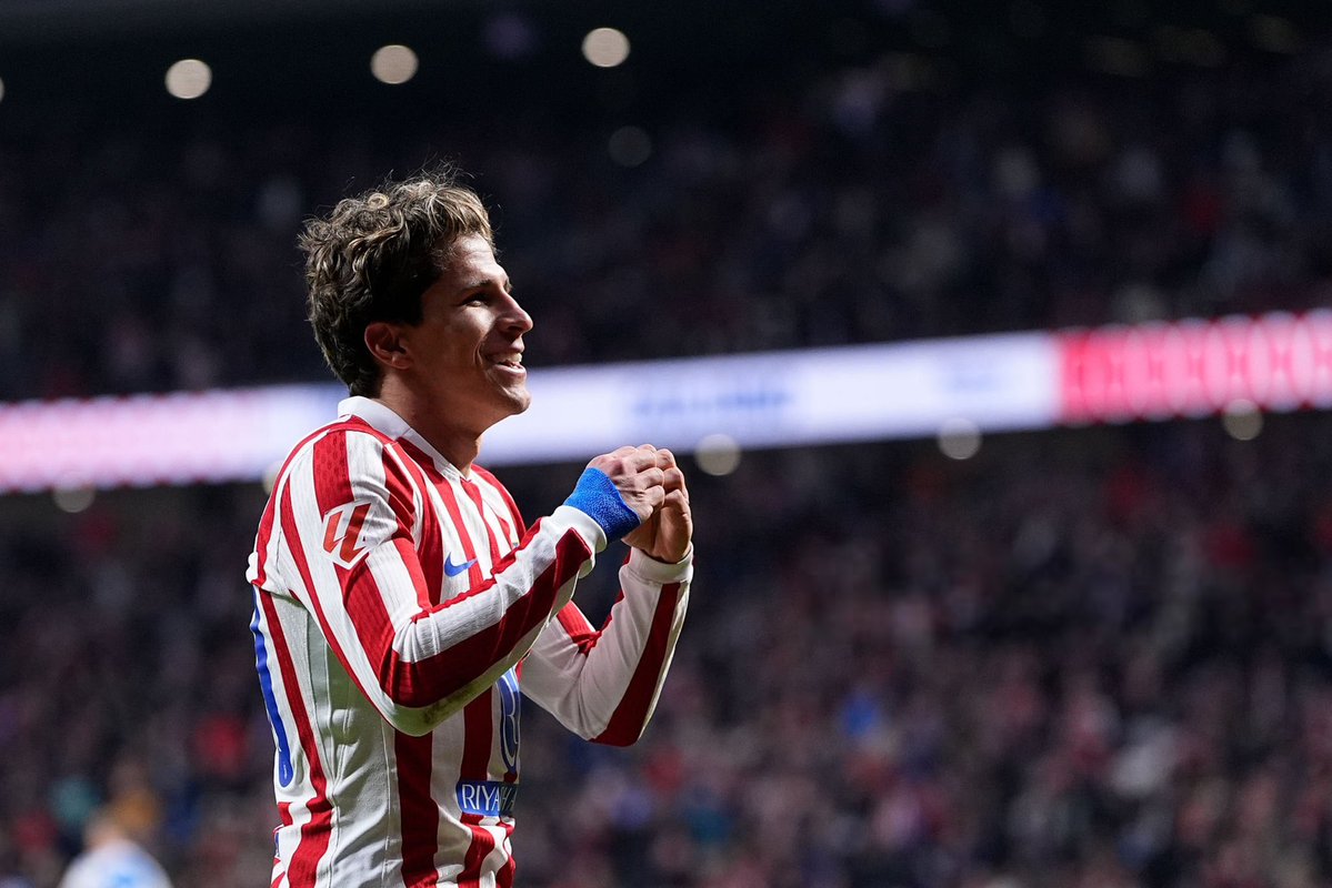 العاشق 🫶🏻❤️🤍