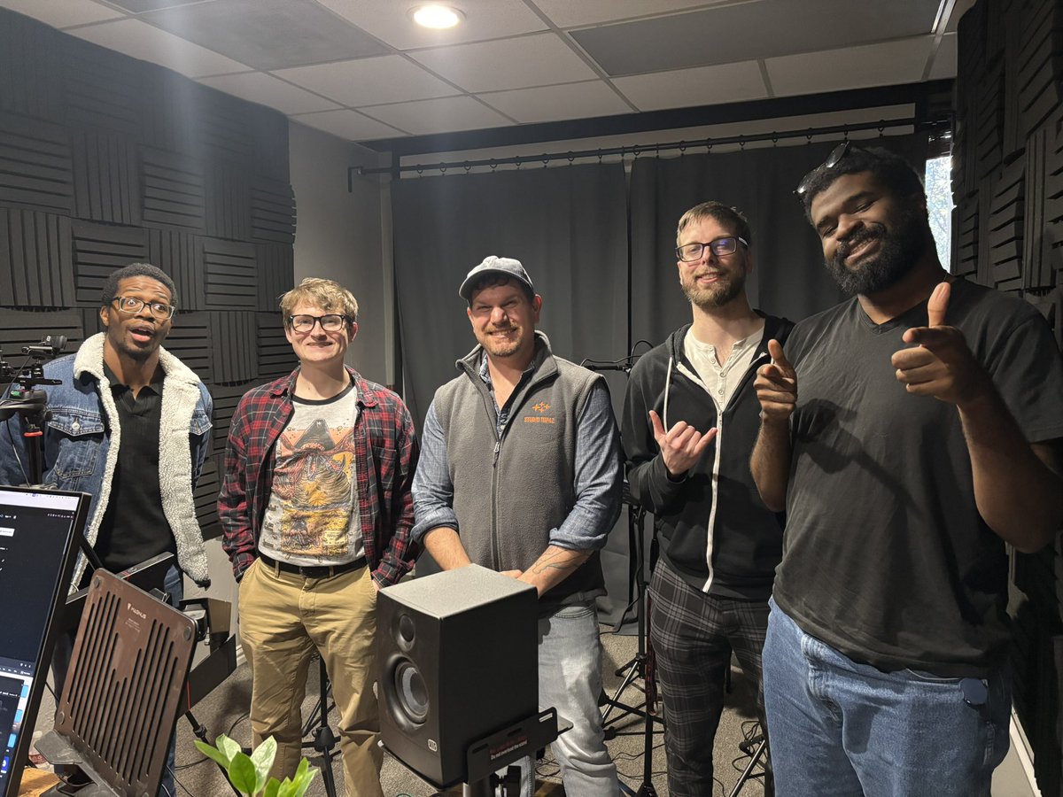 STUDIO TOPAZ tweet media