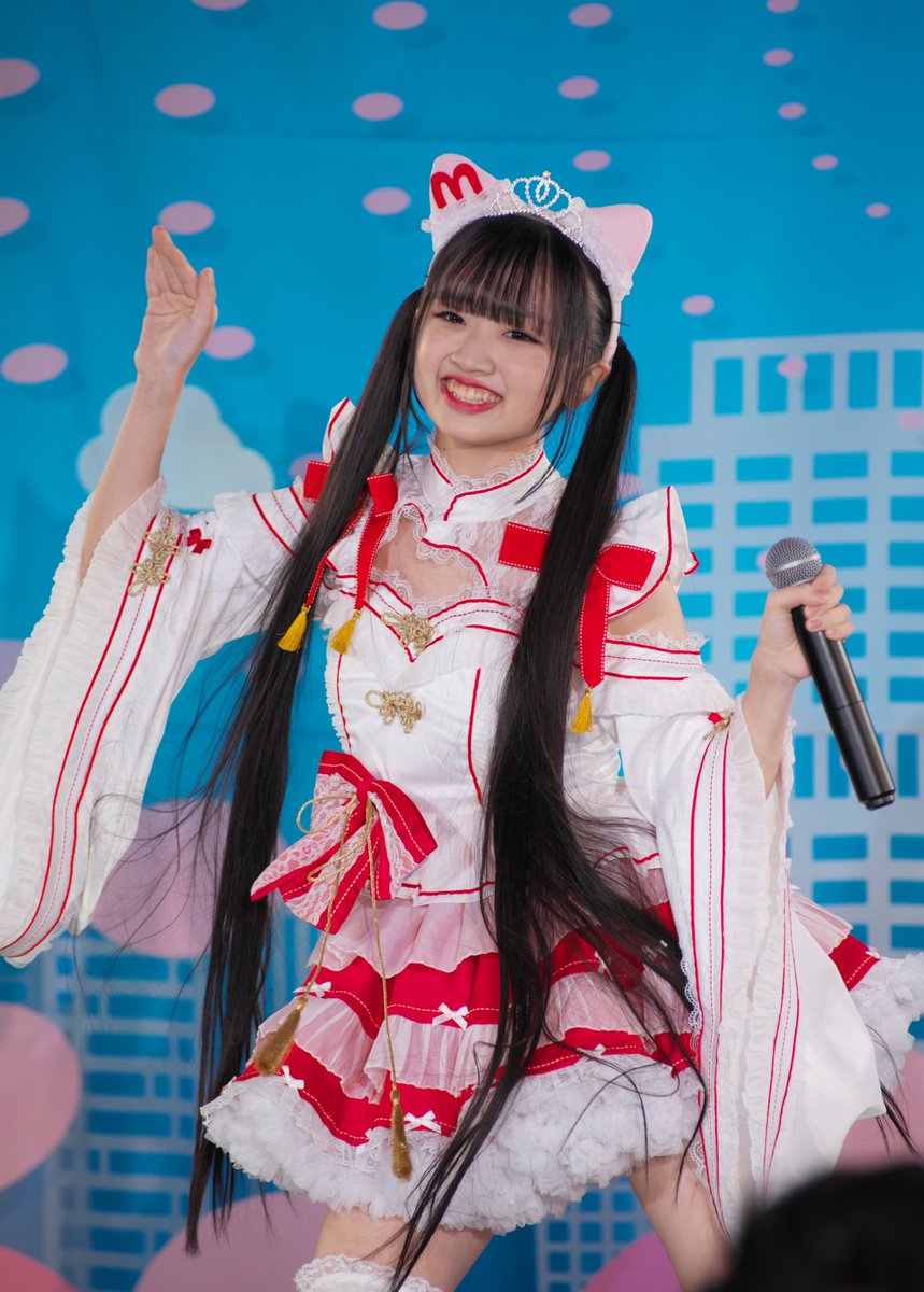 にゃんにゃんにゃんの日😻 #ももにゃん