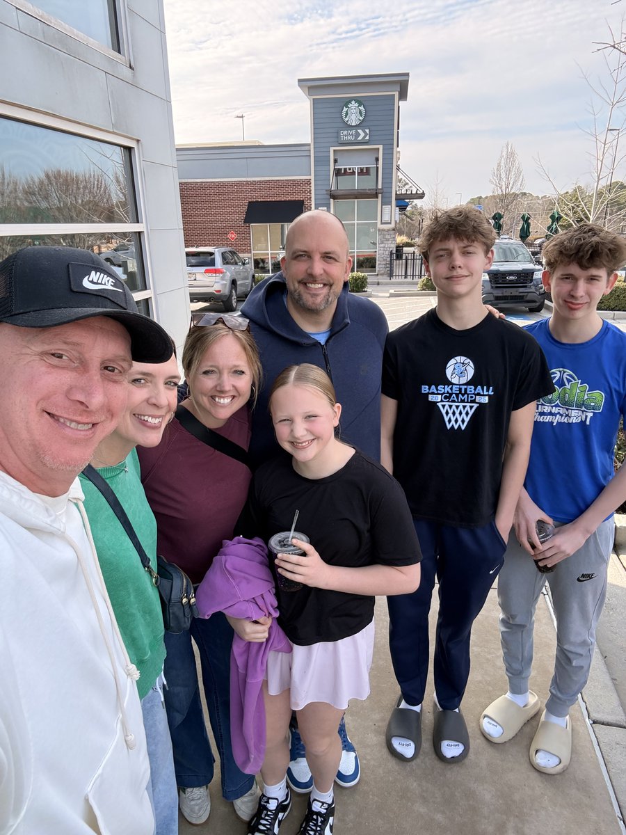 mawalker_MPCAD's tweet photo. The best people in ALT today!!! 

Great caching up with  @JonKonzelman &amp; Family. https://t.co/4MZTke9fid