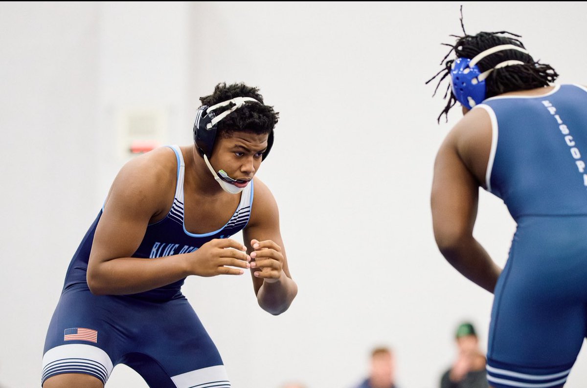 tinson_dayton0's tweet photo. I was proud to represent @SCHBlueDevils . Placed 6th at States (2-3) &amp; competed at Nationals (2-2) wrestling HWT (285) as a 215. Thankful to God, my coaches, SCH, &amp; family who supported this journey. I am grateful for a great season &amp; already looking forward to next season. 💪 https://t.co/oWfWGJXQGv