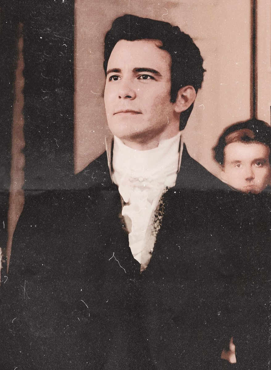 WithinMargins's tweet photo. ᅟᅟ
ᅟᅟℒa puntualidad no es su fuerte pero ahí se encuentra, buscando rostros conocidos para conversar.

#HastingsBall
ᅟᅟᅟᅟ
ᅟᅟ
ᅟᅟ https://t.co/TNE8drJFOU