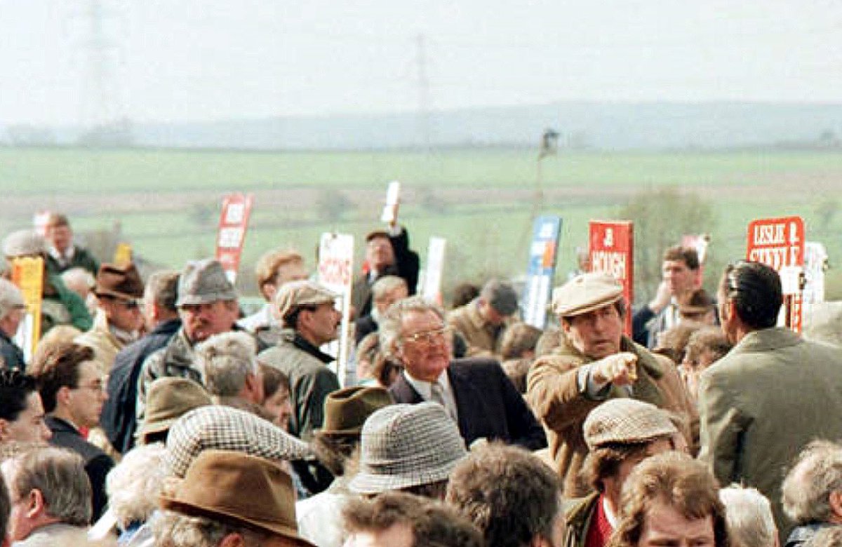 Lords of the ring tweet media