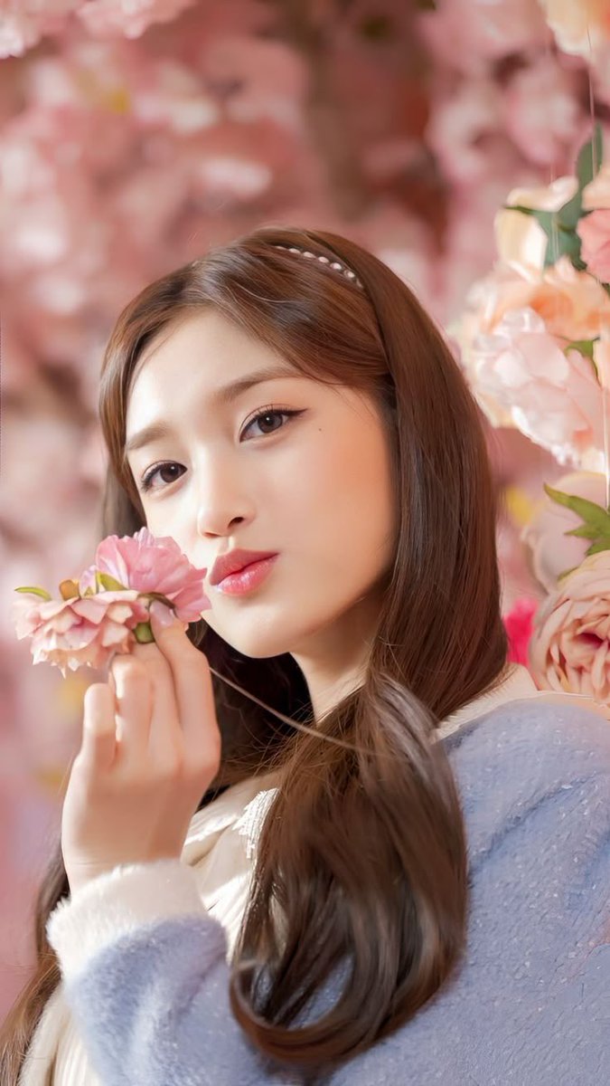 🝳 ₊˚ 🎀 LEESEO 🎀 ˚₊ tweet media