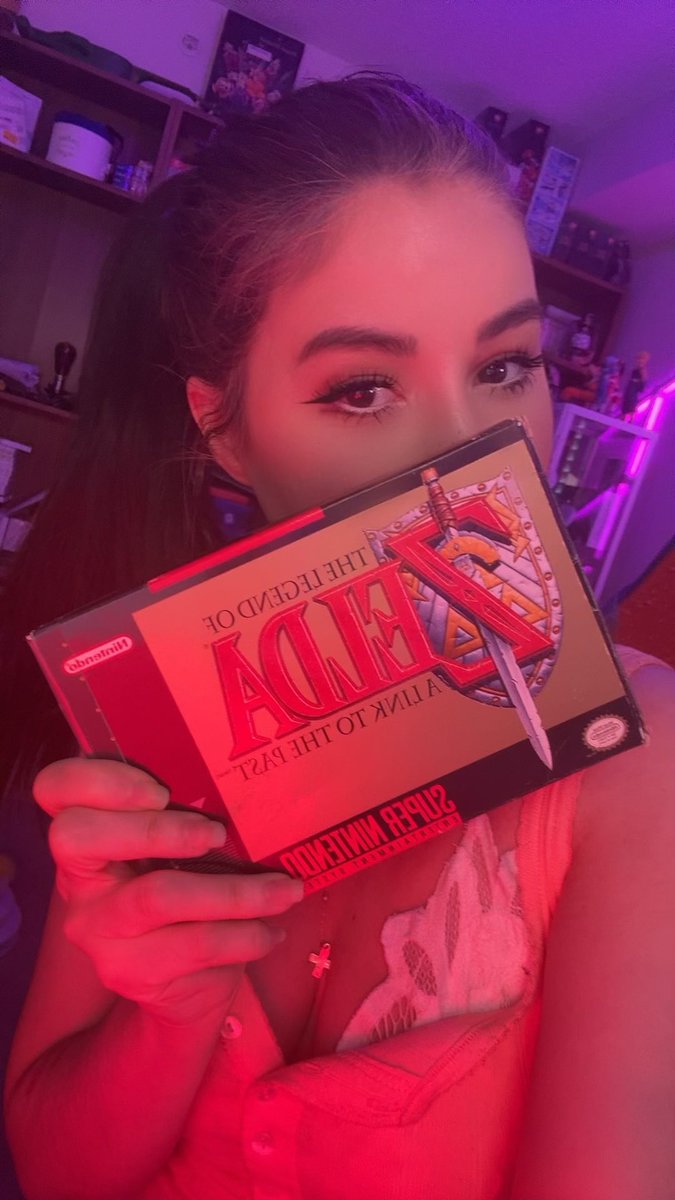 Yunalescka ☾ tweet media