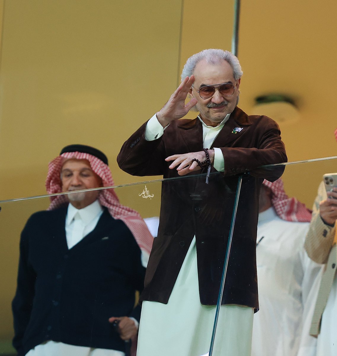 مبارك ال نمر tweet media