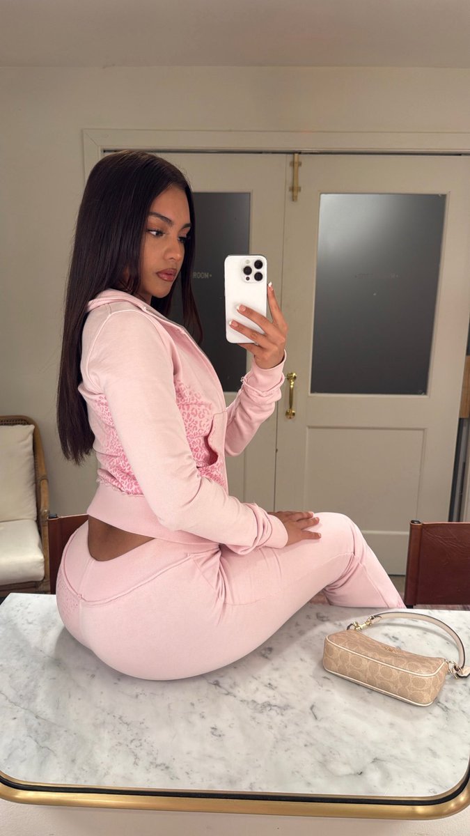 angel tweet media