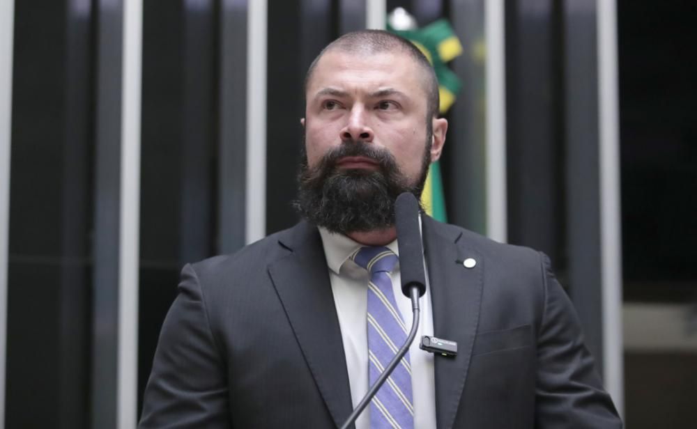🇧🇷 Paulo Bilynskyj (PL-SP) em 2025:

- 121 presenças
- 159 folgas
- 55 dias de férias
- 30 faltas (em comissões)

- Não trabalhou em 67% do ano!

Ele é contra o fim da escala 6x1 para os trabalhadores!