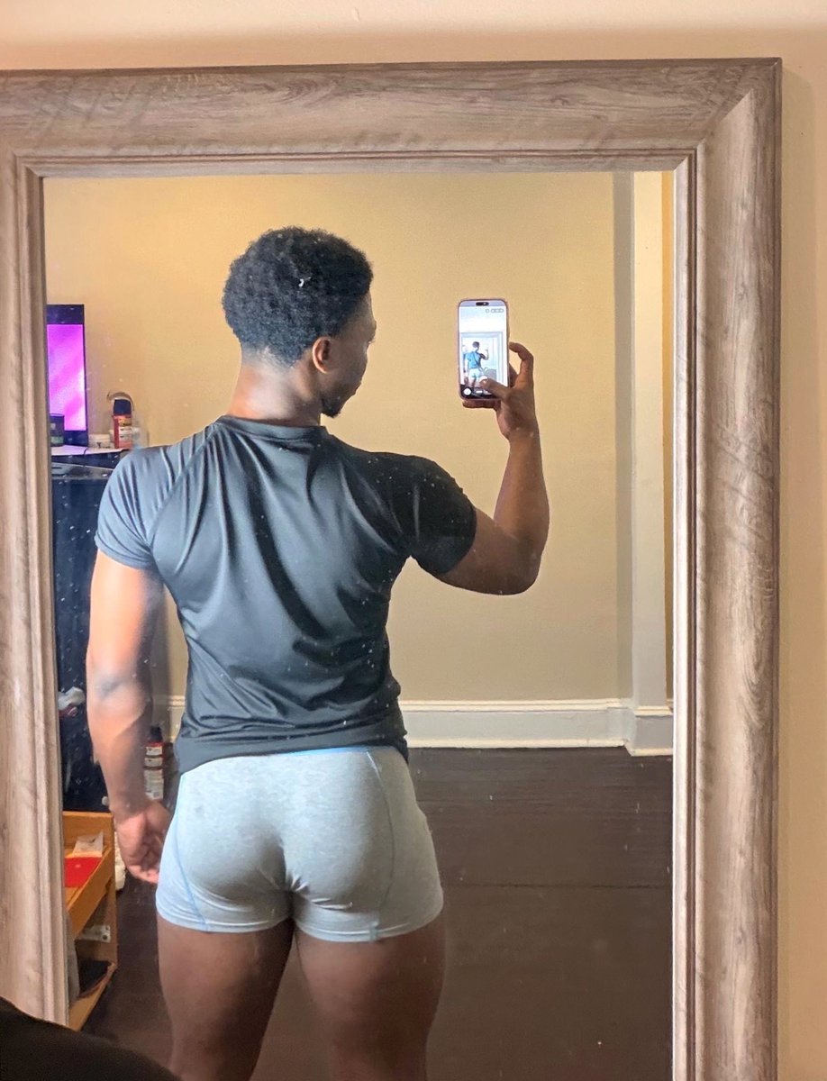 29dune's tweet photo. Back and thigh that's all 🏆 https://t.co/ziq8FZeQRZ