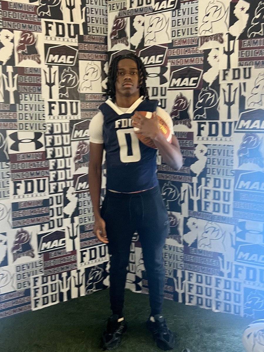 9routez's tweet photo. Thank you to @FDUFootball as well as @CoachAVC_FDU for the amazing visit today AGTG🙏🏾‼️ https://t.co/PWNxkVFuX6