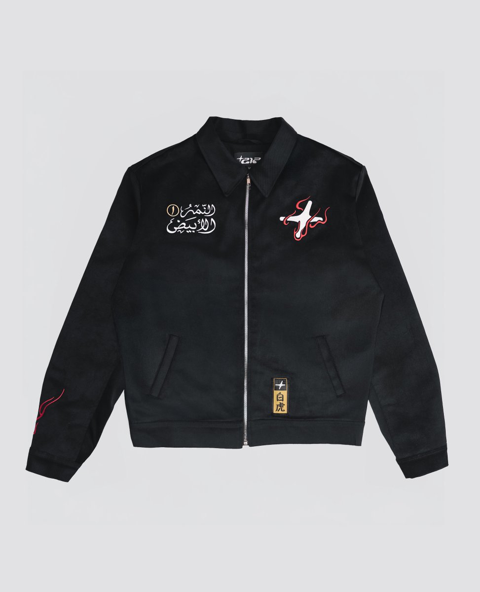 PLUS212 ® tweet media