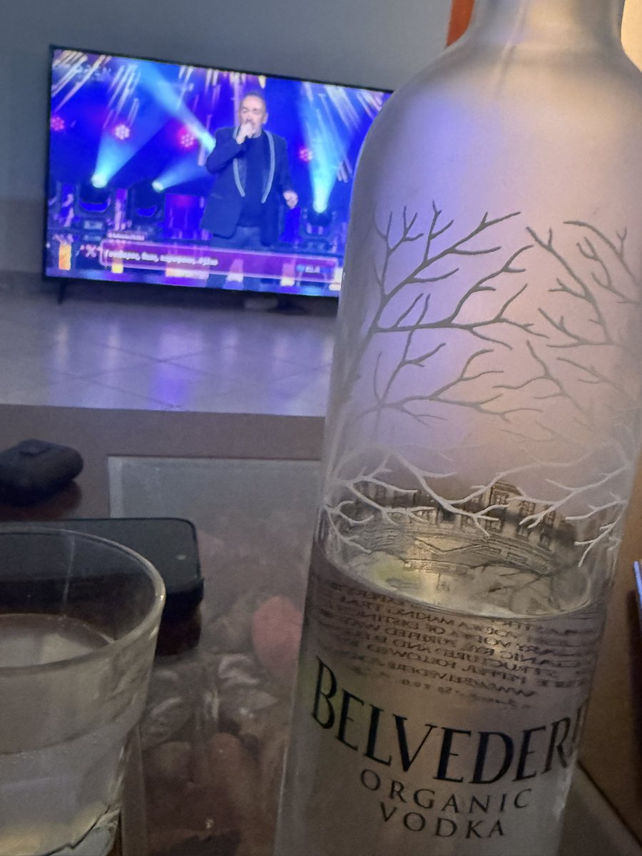 Yiannisk4's tweet image. Οικογενειακές υποθέσεις #bro ☘️💚