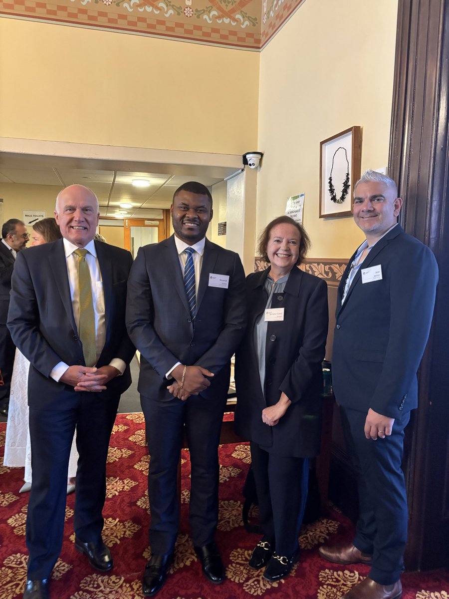 Eseme01's tweet image. Proud moment as I graduated from the Tasmanian Leaders program. It was nice connecting with the State’s treasurer @EricAbetzMP, Senator #CarolBrown, #DavidO’Byrne and several independent members of the house. Excited for the future #TLP19. Special thanks to my team @UTAS_