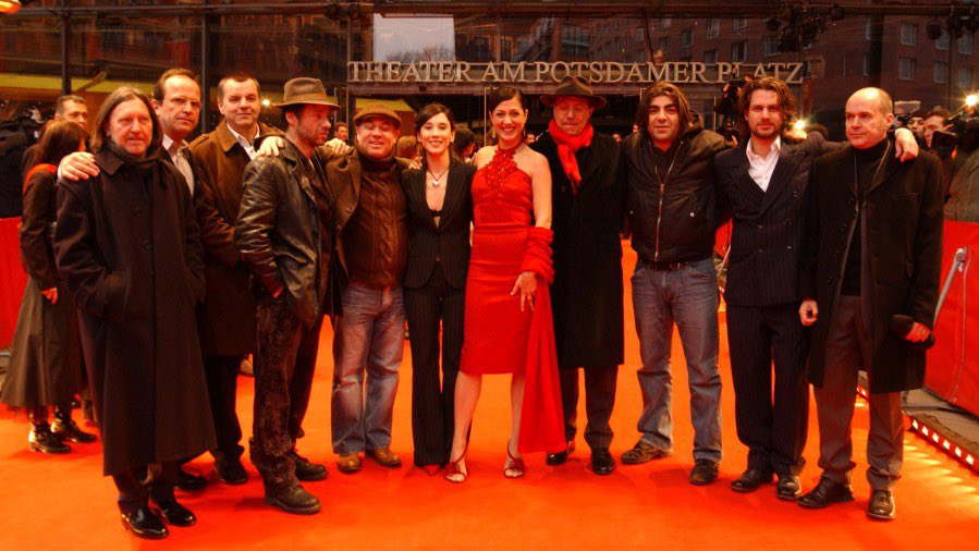 İlker Çatak’s “Yellow Letters”is the first Golden Bear for Germany since Fatih Akin’s “Head-On” 22 years ago. #Berlinale