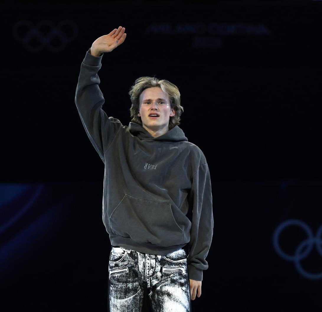 GiuliaMazzi22's tweet photo. Si è chiusa stasera la prima Olimpiade di @the_quadg0d. In jeans e con le lacrime agli occhi. Ma decisamente un po’ più libero. See you in 4 years in French Alps, Ilia Malinin #MilanoCortinaOlympics2026 https://t.co/YyUmGyKQ5B