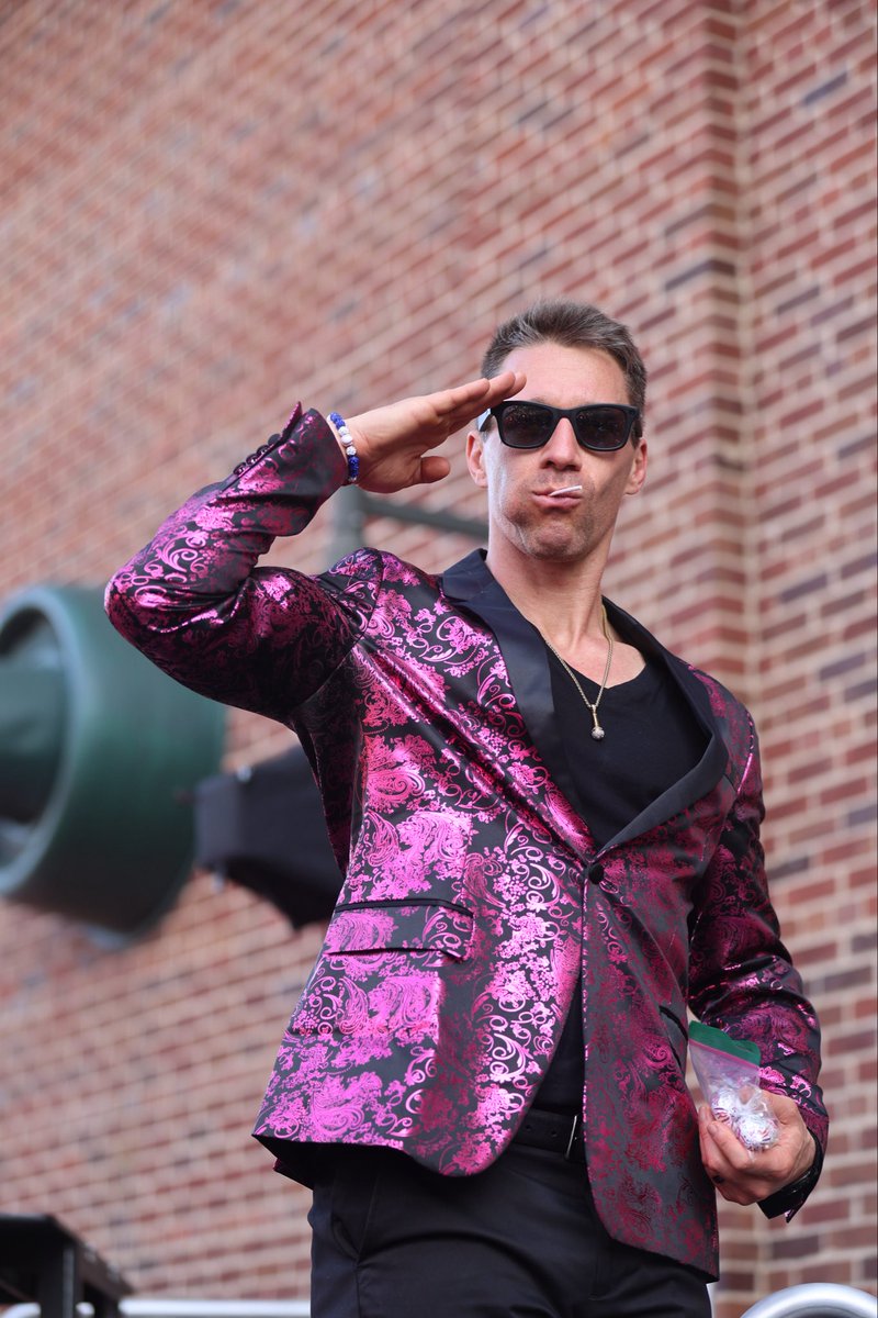 Robert Shirley tweet media