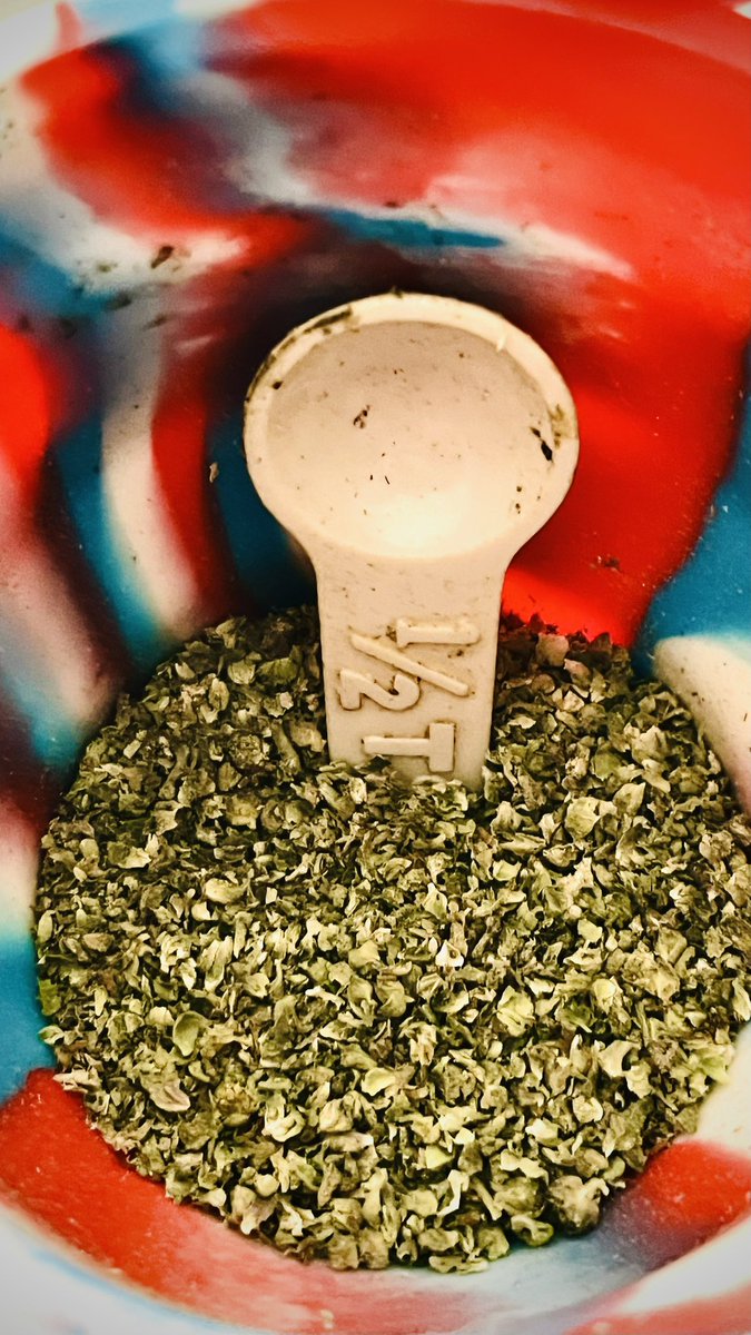 Got our <a href="/Cheddrco_/">Cheddr</a> in time for #HighTime this weekend with the hubby. 💙💜