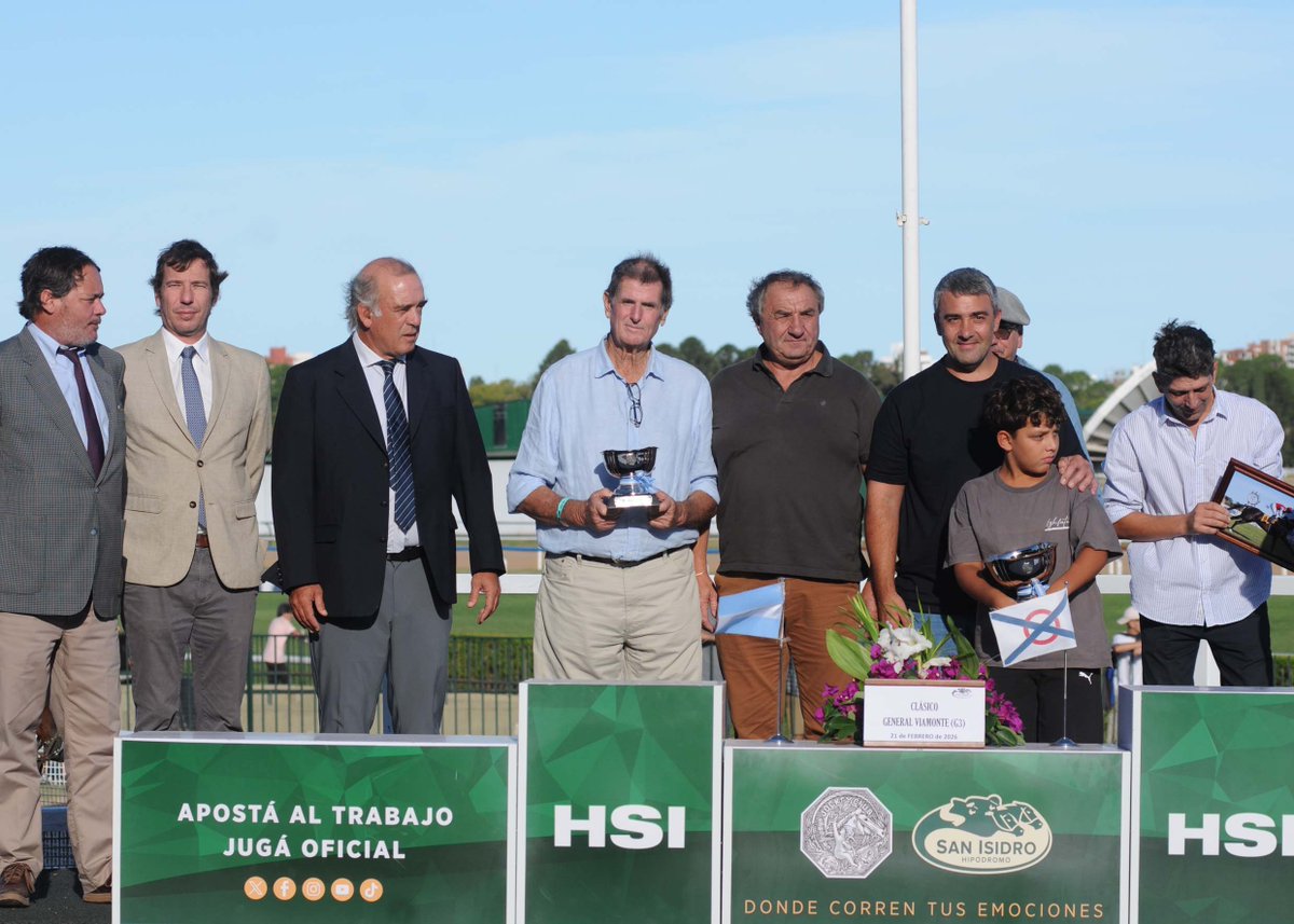 HipSanIsidro's tweet photo. ✅ En el @HipSanIsidro se disputó el #ClásicoViamonte (G3-1000m), donde se impuso #Labrado (6 años, Le Blues), del #StudDonAriel, entrenado por #AngelBonetto y dirigido por #WilsonMoreyra. https://t.co/mQBSVDEGZU
