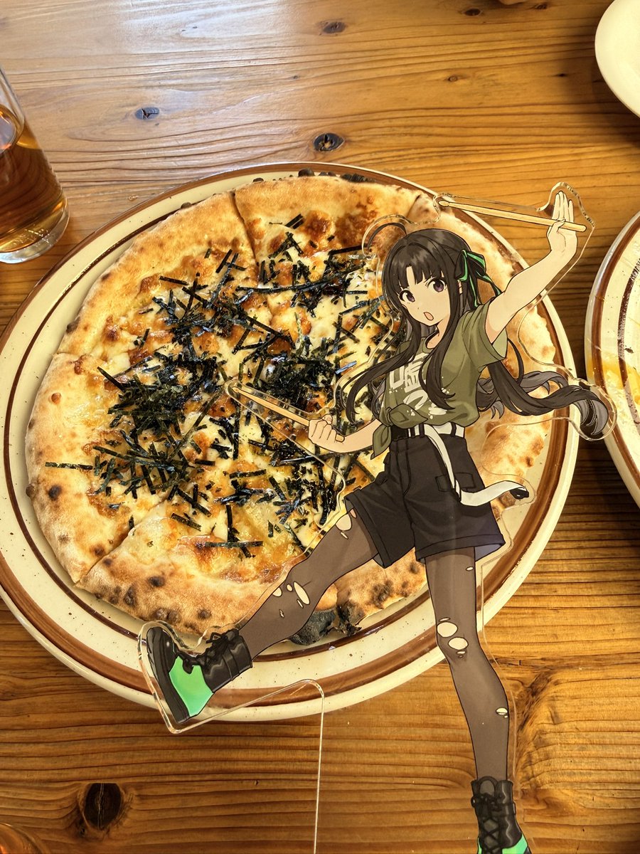 haru_ym_sr's tweet photo. 前から気になってたピザ屋さんでランチ‼️キャンプ場向かうよー https://t.co/1r3bHLjLJb