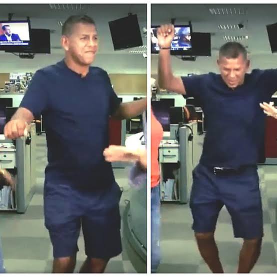 Enserio los descendidos y pavos están pidiendo sanción por la celebración de Valera que se la dedico al Puma carranza por su baile de la malagua, enserio son tan estúpidos y llorones? Jajajajaja como los tiene locos y babosos.

Como diría Valera, sigan llorando!!!!!!!!