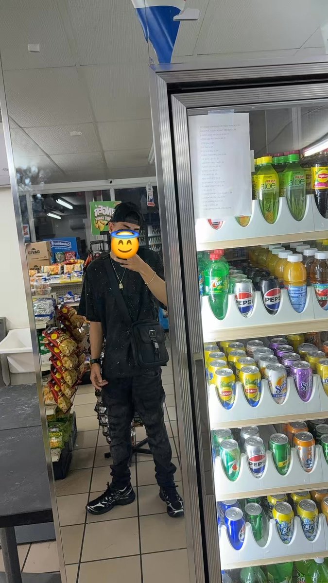 😎 (@yaniell_23) on Twitter photo 