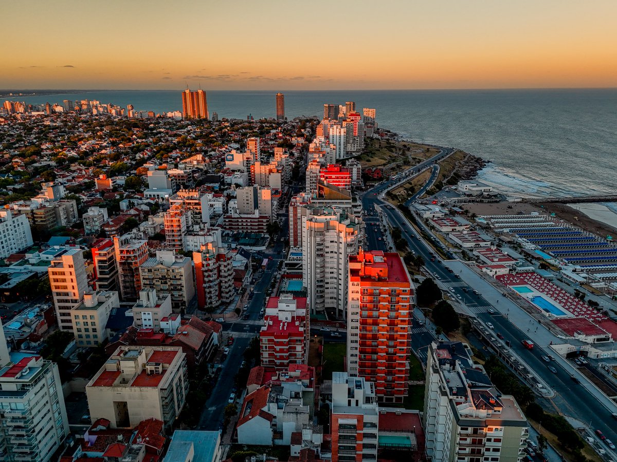 juanbocampo's tweet photo. Mar del Plata (MDQ) - Playa Grande https://t.co/o7U4PEDglX