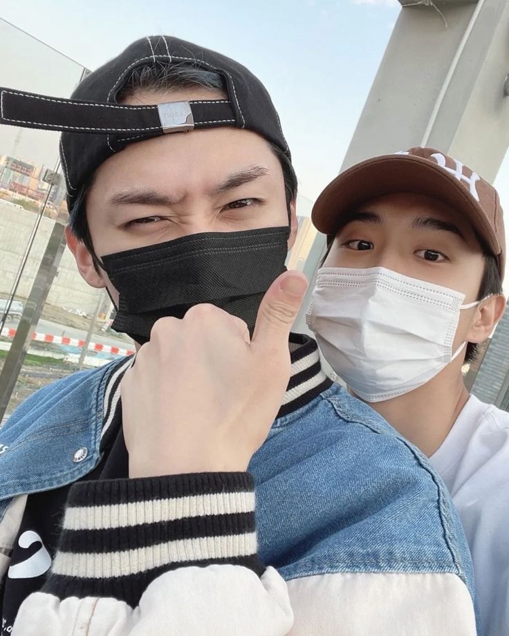 𝗹𝗶𝗶𝘃 ♱ | ᵉⁿʰᵃ ⁱˢ ˢᵉᵛᵉⁿ tweet media