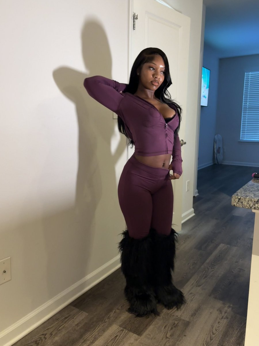 put me on ya wishlist 💋 …