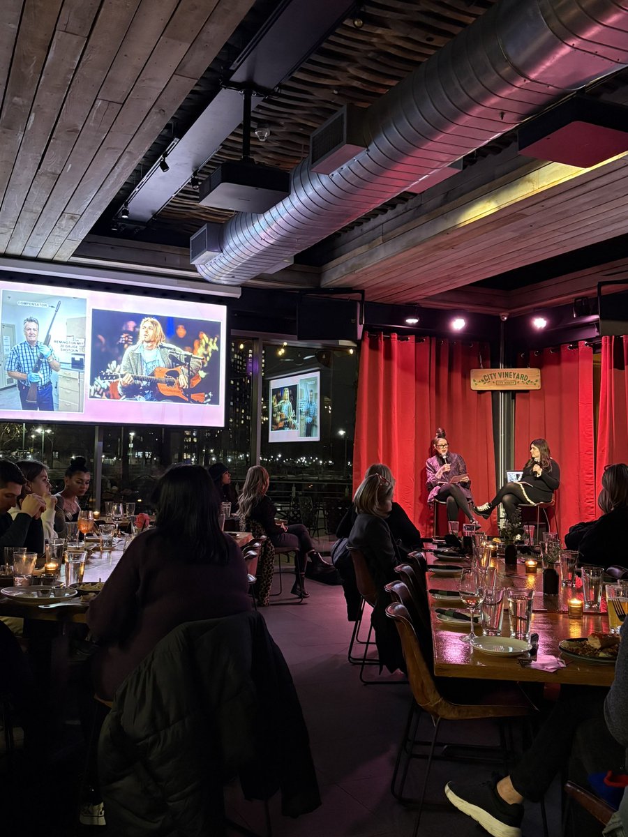 Lauren Conlin tweet media