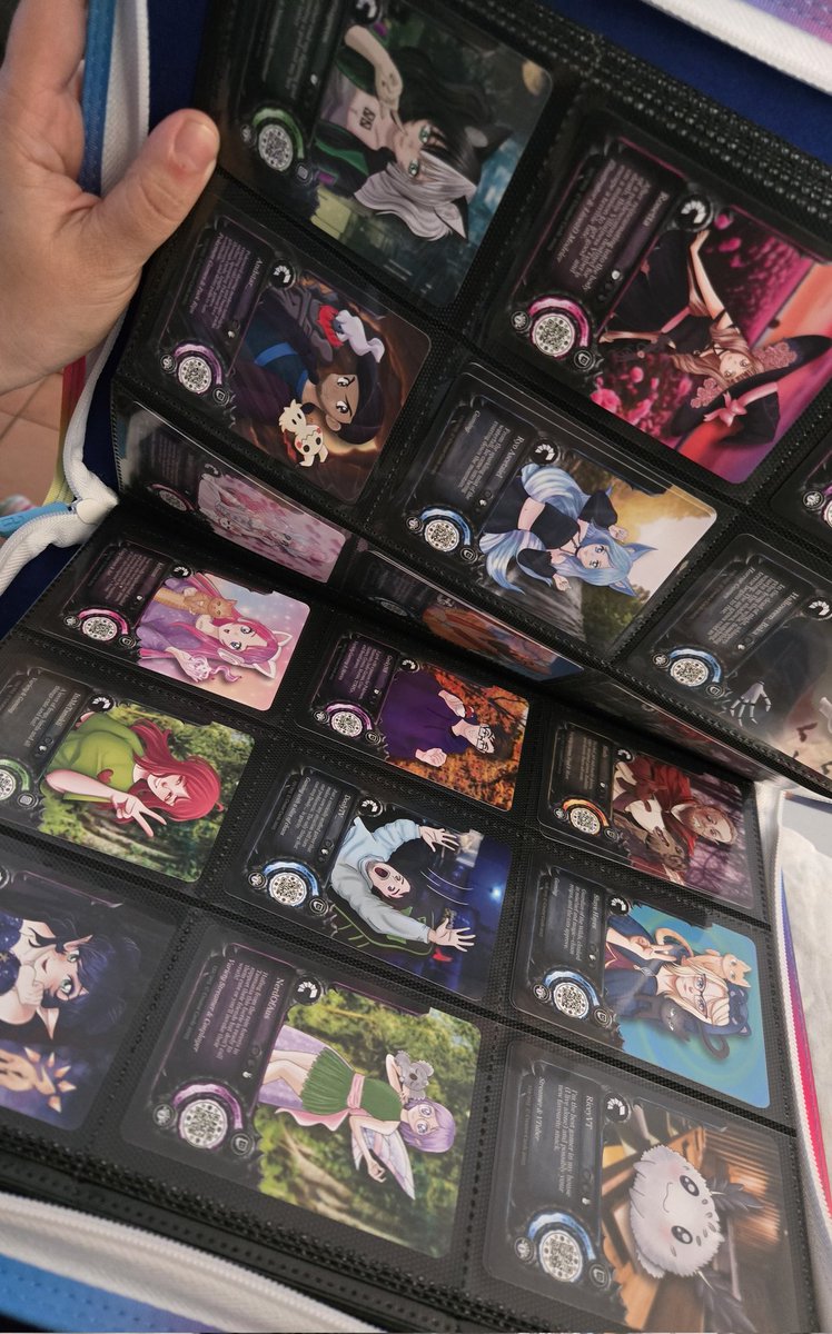 DramaDoesThings's tweet photo. Gotta keep some pretties for meeee. ENJOY OR DESTROY happening soon! @CreatorCardsHQ #creatorcards https://t.co/BwjHCe8ov4