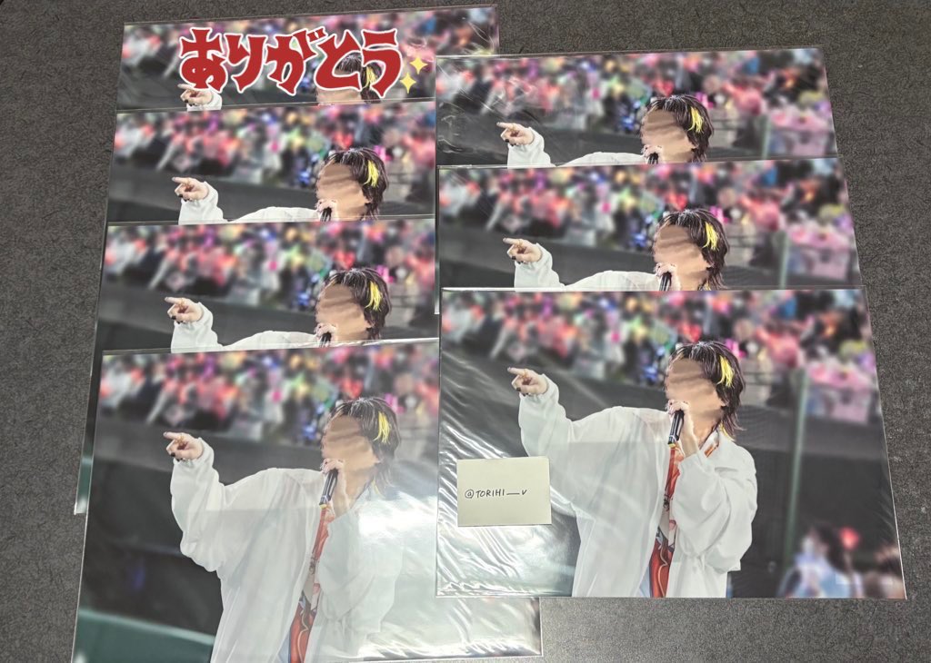 ❤︎.* tweet media