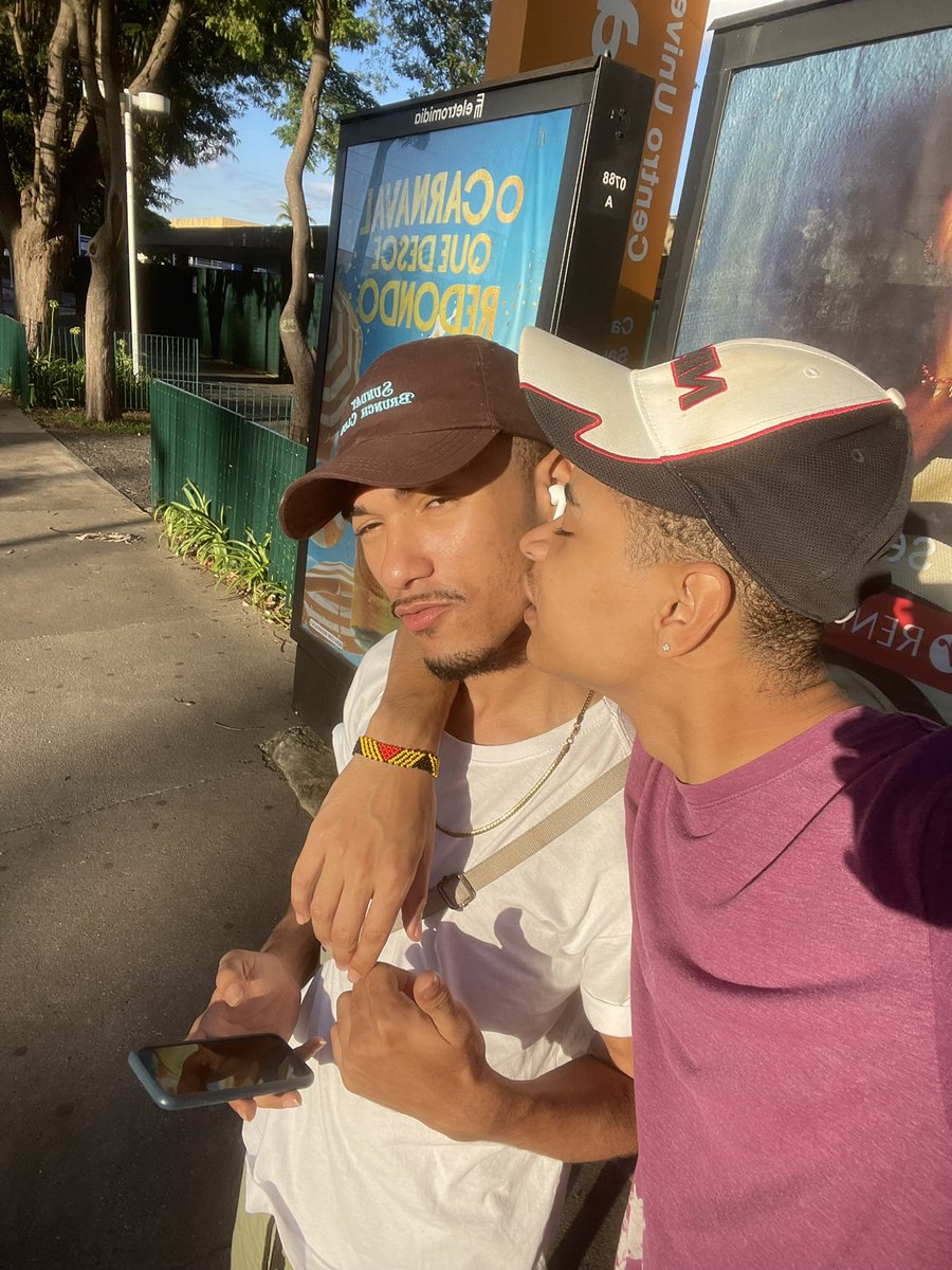 littlefvckerrr's tweet photo. que saudade do meu maridinho goxtoso carinhoso chameguento ciumento dengoso😪 https://t.co/Rx1At9NBGp