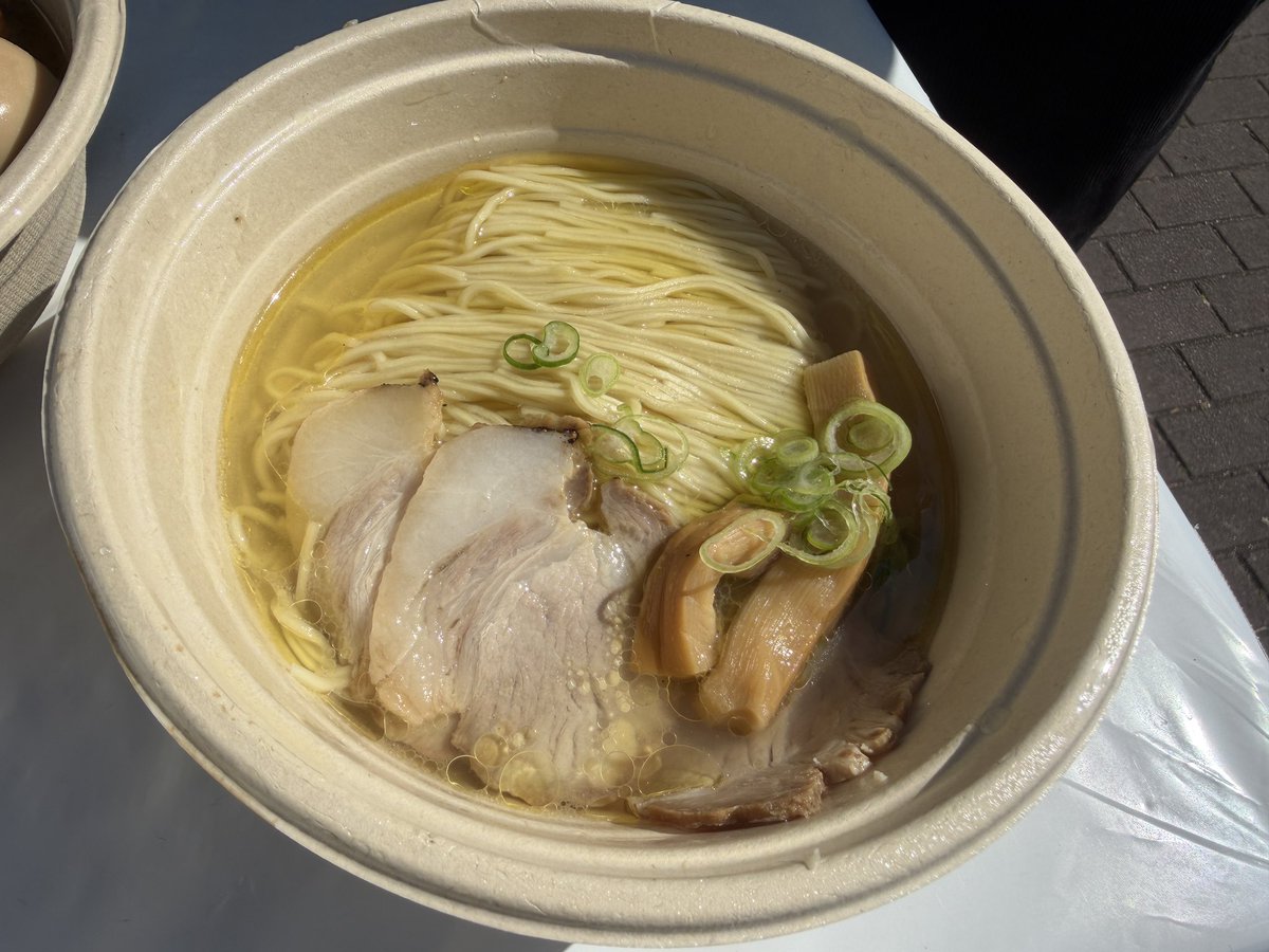 chip_sta's tweet photo. 毎週ラーメンまつりに通う男 https://t.co/hysATtjZSK