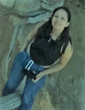 Maricel Fernanda Pérez tiene 36 años, desapareció el 20/2/26 en Florencio Varela, provincia de Buenos Aires. Vestía musculosa negra, pantalón jean azul tipo babucha y mochila negra. Por favor compartir y avisar #Urgente a la policía local o al☎️911

#FlorencioVarela #BuenosAires