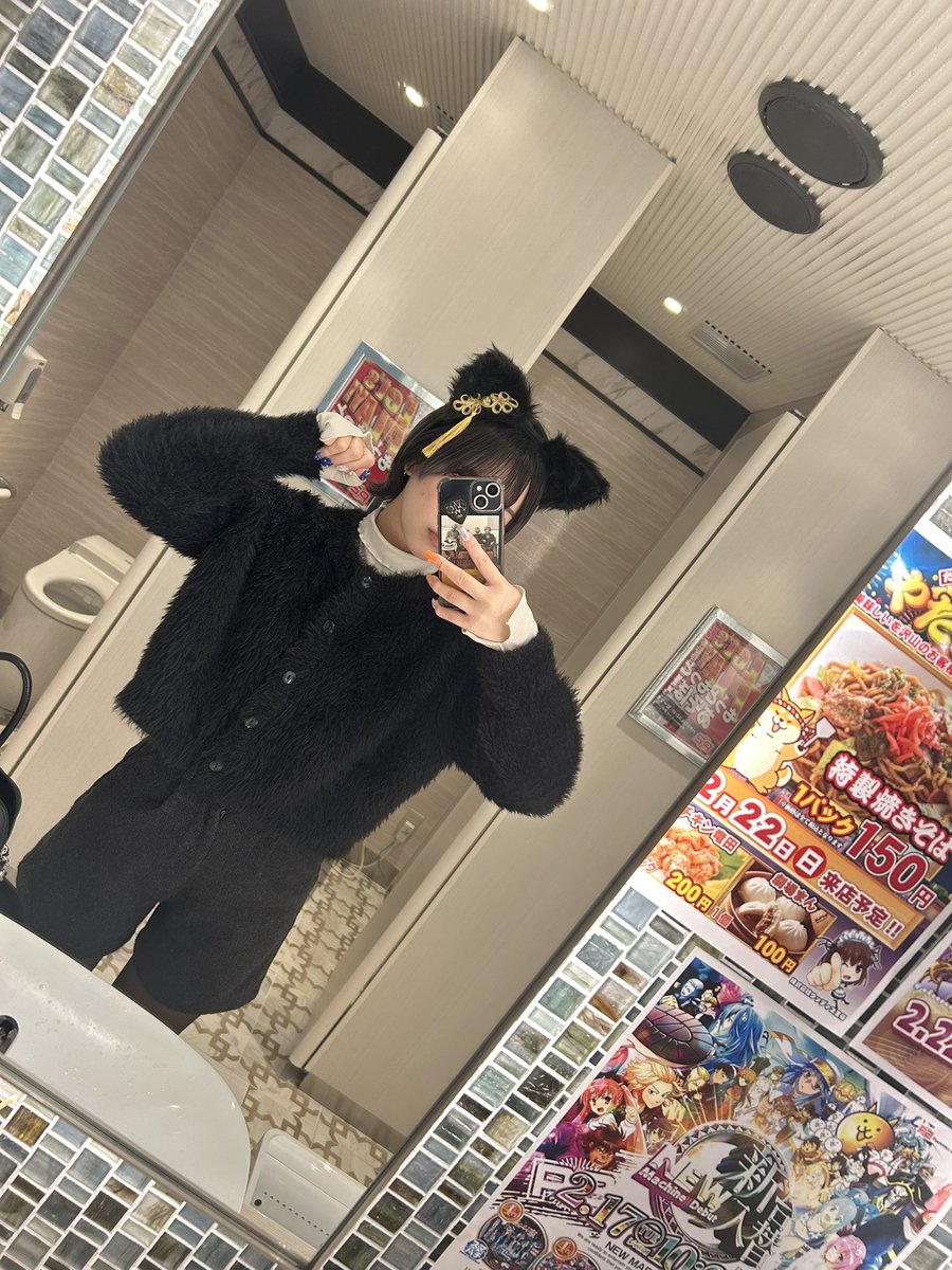 pachibibi65's tweet image. 現在のファンキーは連チャンしてくれて調子がよろしい！！
仲がいいみたいです🐱🐶

持ちメダルも確保出来ているので午後ハマらずしっかりペカってくれれば！！

店内は炎炎、番長4、ゴッドイーターが2000枚over‼️

午後からの伸びが気になりますがお昼一旦行ってきます！👋

パチンコ&amp;amp;スロット #P2