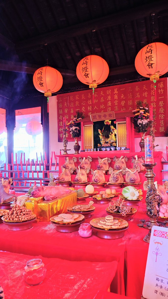 takashi8947's tweet image. 今年もなんとか行けました😅
皇帝パレードもしっかり見届けました🤗

#長崎ランタンフェスティバル 
#閲覧注意 #皇帝パレード #安部ナナミ